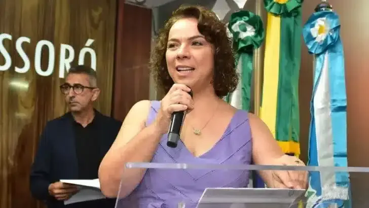 “Estou muito feliz em retornar ao PSB”, diz Larissa Rosado ao reassumir presidência da sigla