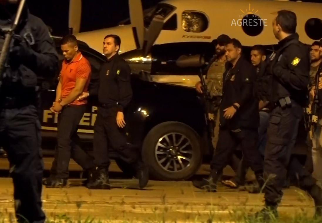 Fugitivos da Penitenciária Federal retornam a Mossoró; veja chegada