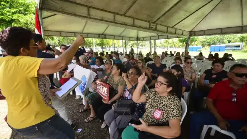 Governo faz proposta e pede encerramento de greve na saúde
