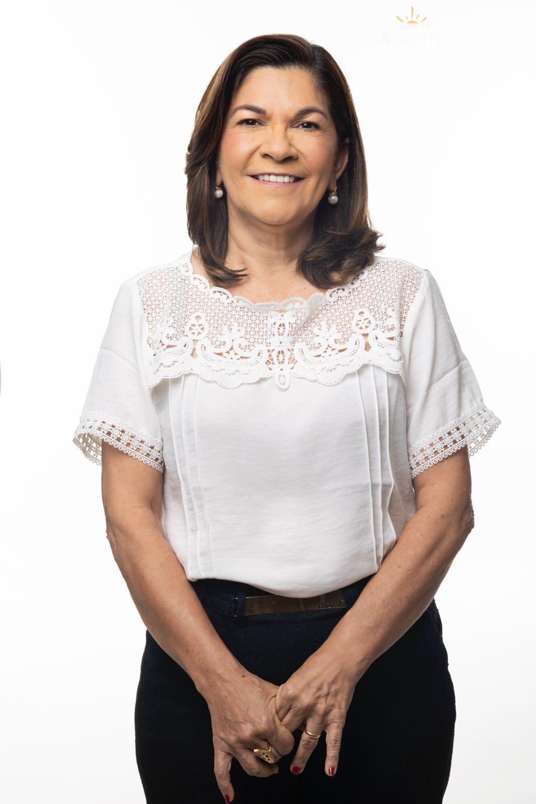 FÁTIMA DO MURIM PODE ASSUMIR PRÉ-CADIDATURA OPOSICIONISTA EM CANGUARETAMA