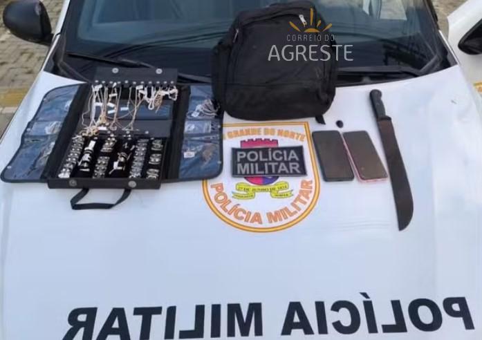 Homem invade casa, estupra mulher e obriga vítima a cozinhar para ele na Grande Natal