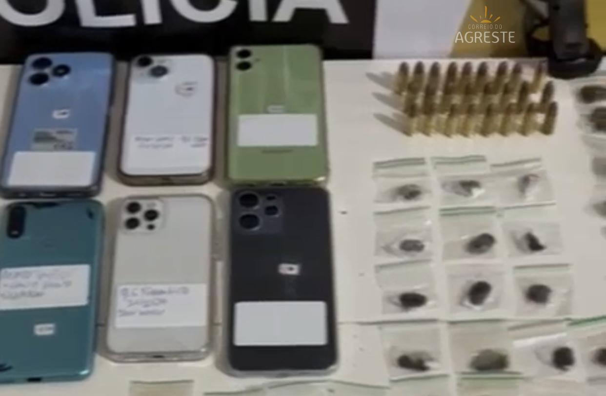 TIBAU DO SUL: POLÍCIA PRENDE DUPLA, MUNIÇÕES, CELULARES E DROGAS