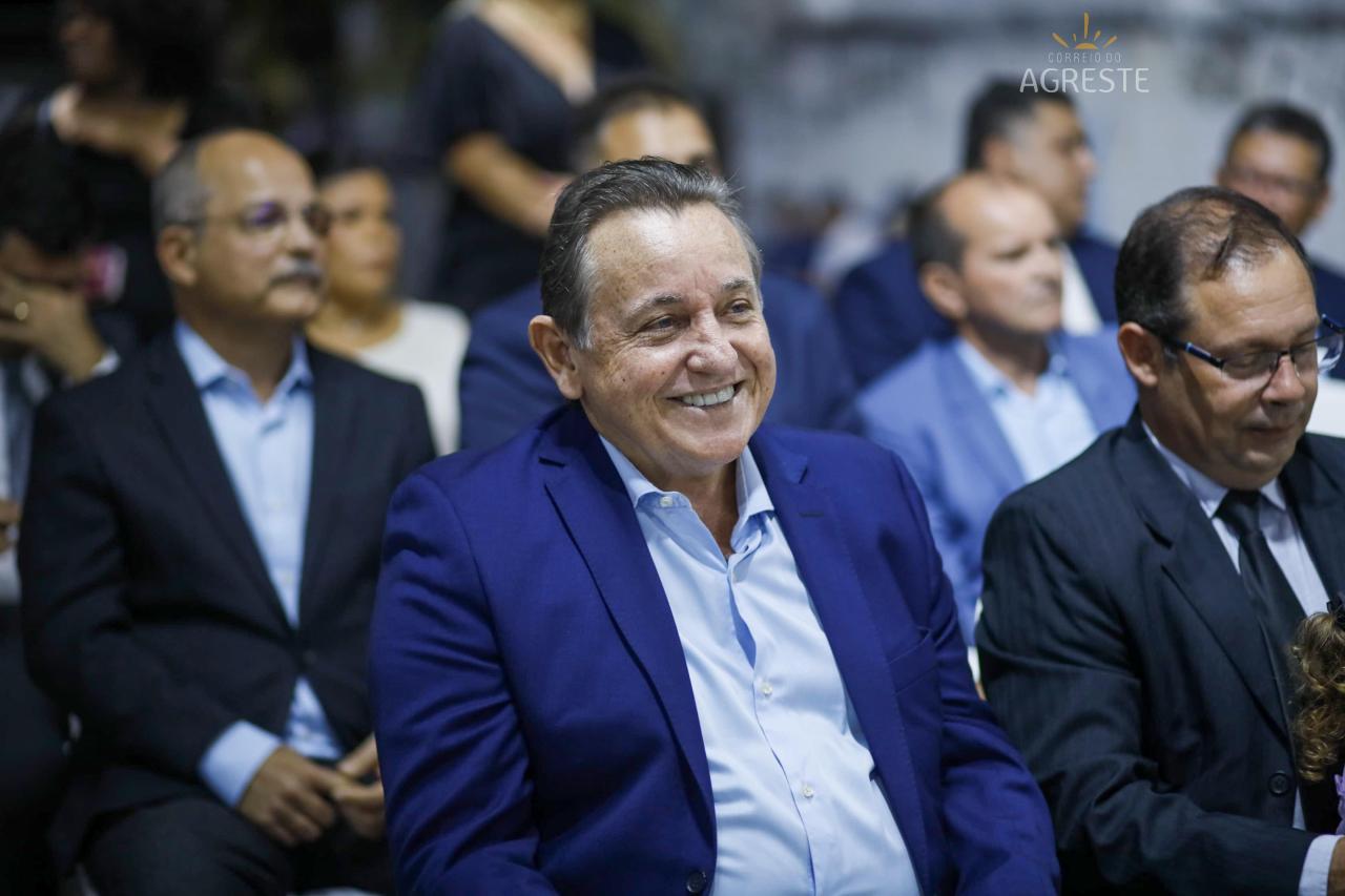 Prefeito Antonio Freire é diplomado após eleição histórica em Georgino Avelino