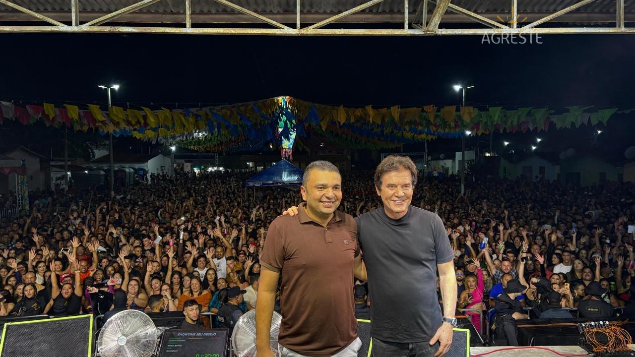 Prefeito Rafael Matias celebra sucesso do São João do Povo, o maior da região do Trairí