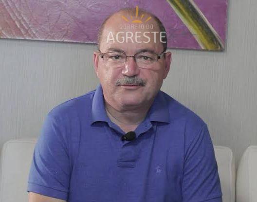 Ex-prefeito Marcos Cabral será interrogado pela Justiça por fraude em licitação com recursos da saúde