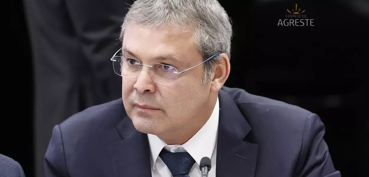 Lindbergh: projeto de anistia é inconstitucional e abre espaço para a impunidade