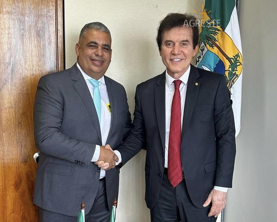 Eleições 2026: Robinson Faria lidera pesquisa em Canguaretama e reforça presença com investimentos no município