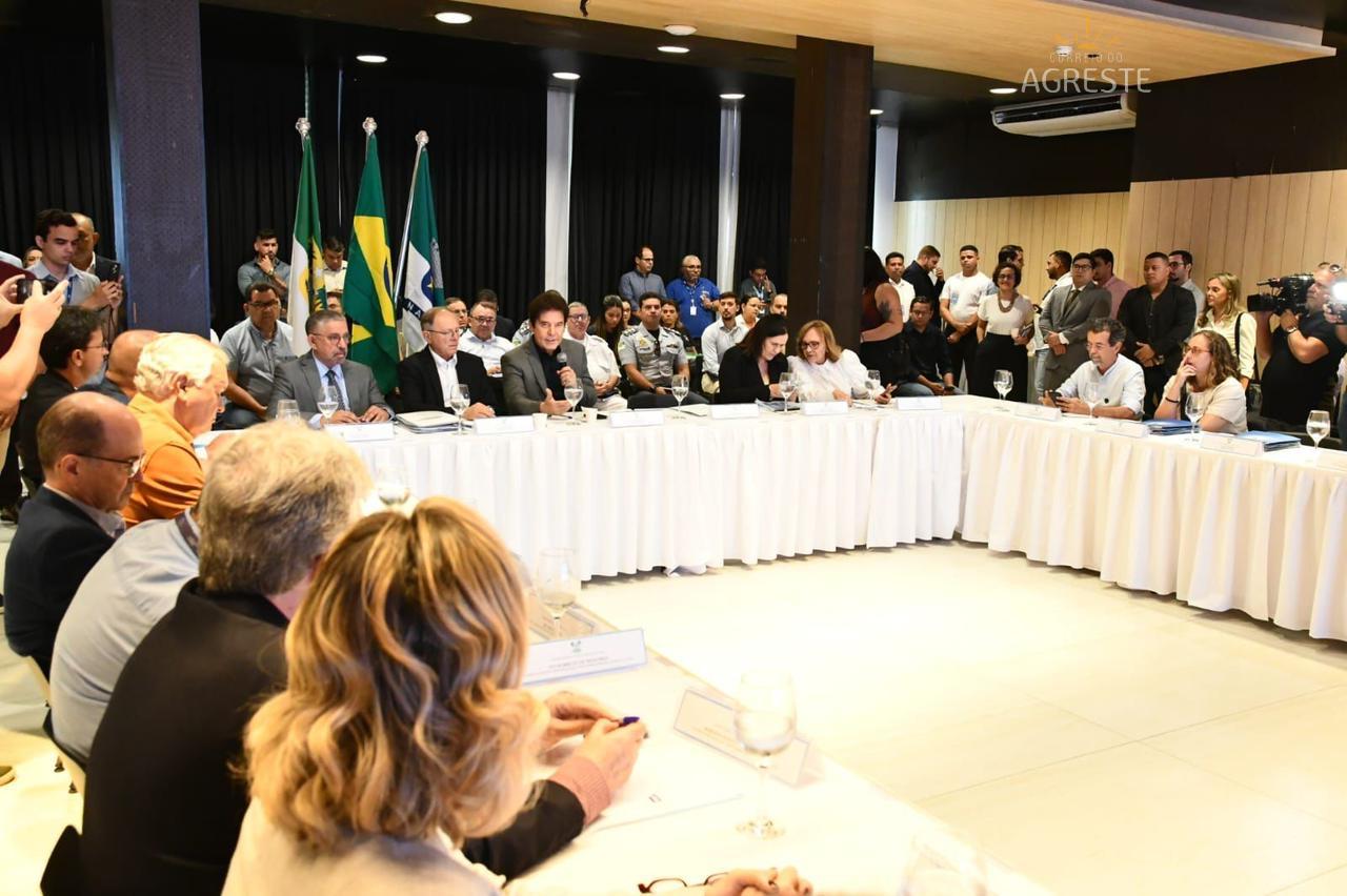 Deputado Robinson Faria coordena reunião da Bancada Federal sobre as emendas do RN no Orçamento de 2026*