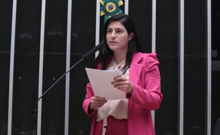 Comissão aprova criação de portal para centralizar informações sobre vagas de residência médica