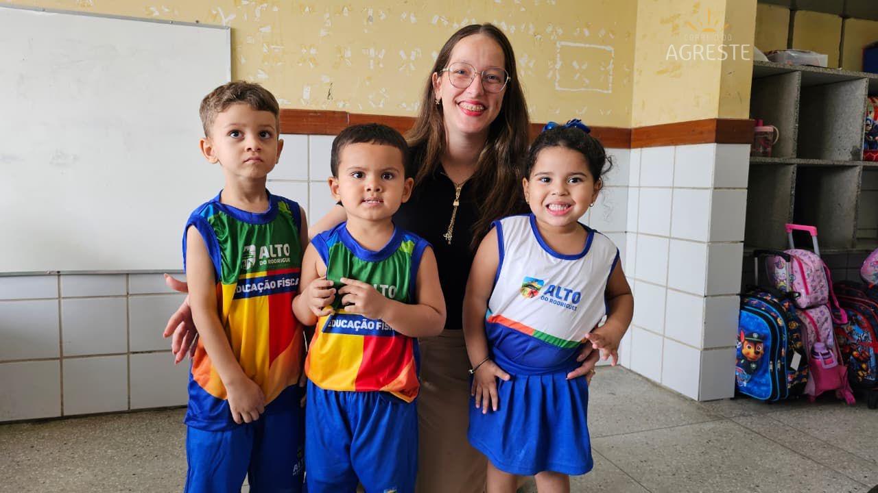 Alto do Rodrigues salta para o top 10 do RN em alfabetização e Dra. Raquel Lemos antecipa meta nacional prevista para 2030