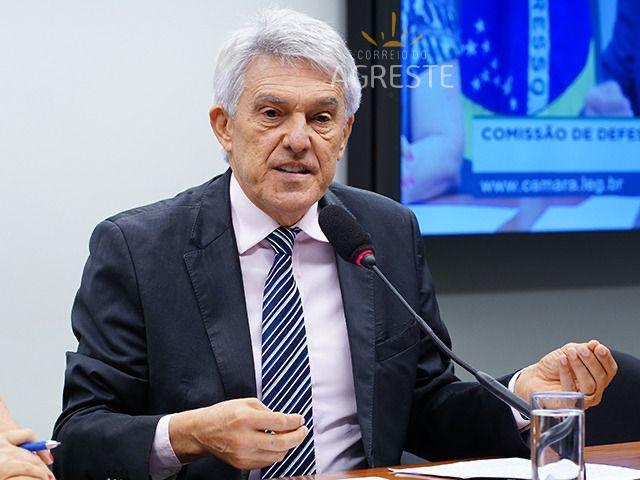 APÓS CONSULTA AO PARTIDO, JOÃO MAIA RETIRA ASSINATURA DE EMENDA E DEFENDE REDUÇÃO DA JORNADA VIA PEC