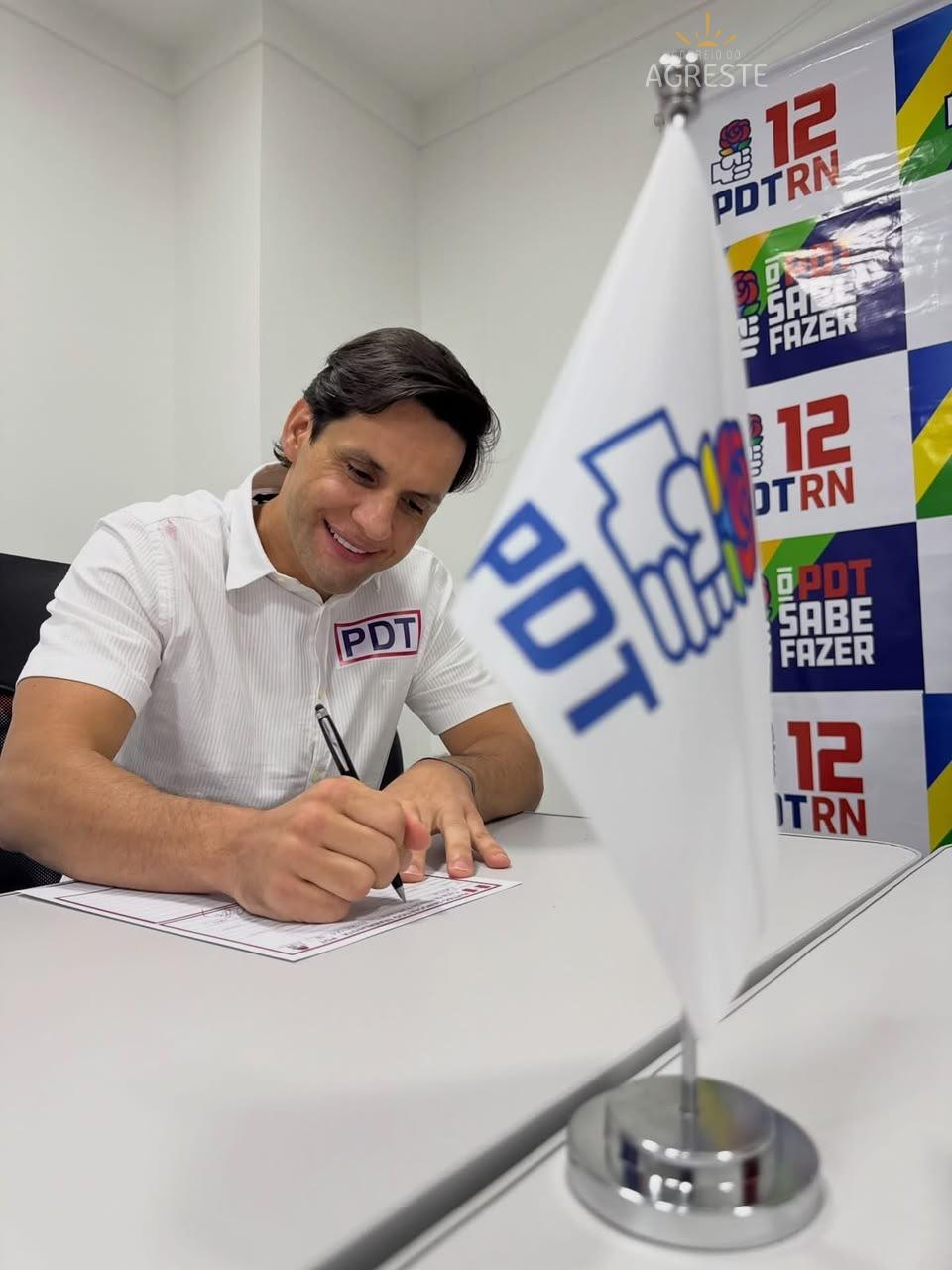 Pesquisa confirma preferência popular e aponta Rafael Motta no topo das pesquisas para o Senado
