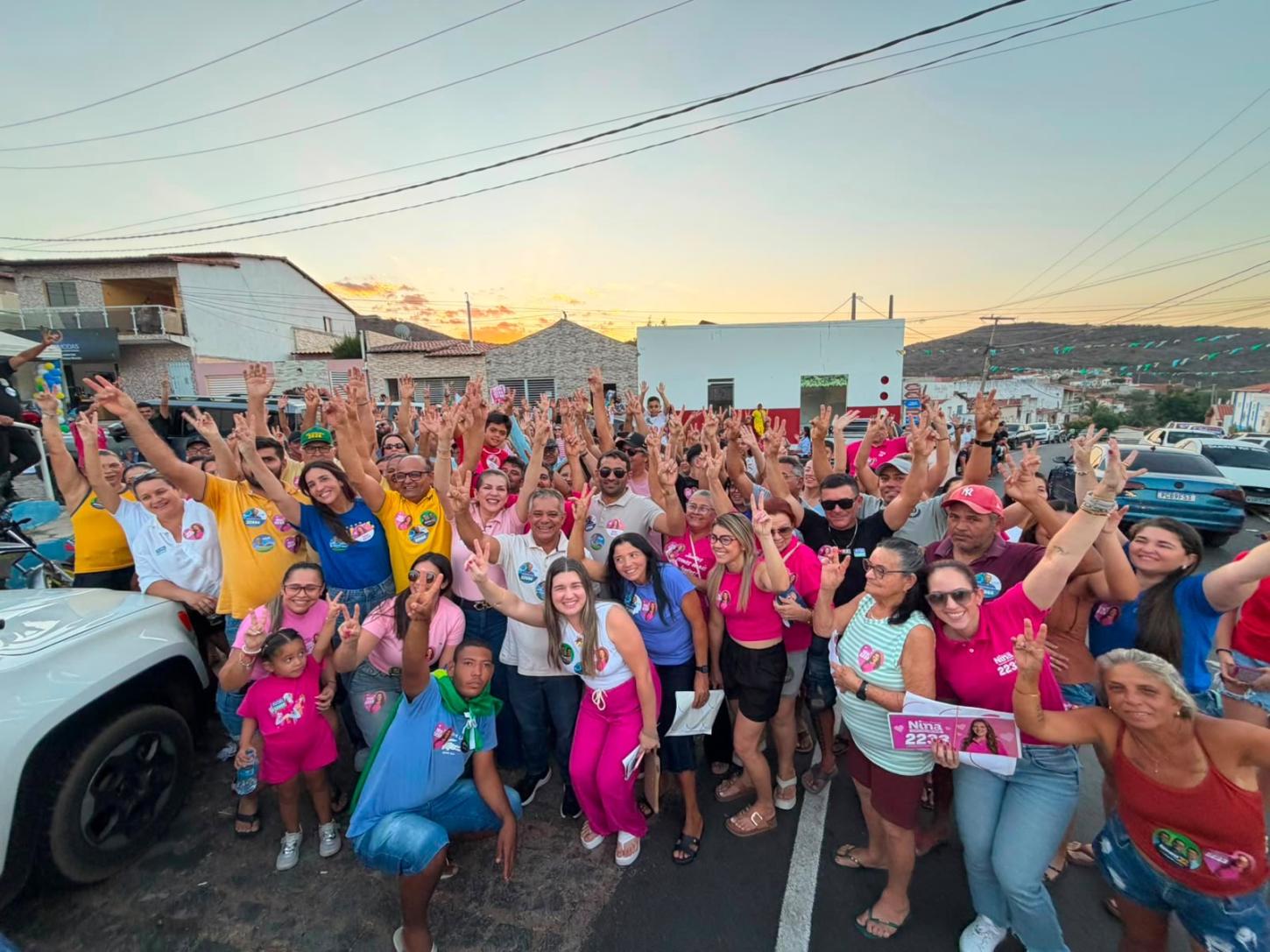 Caravana 2233: Nina Souza percorre 11 municípios e reforça compromisso com o desenvolvimento do interior