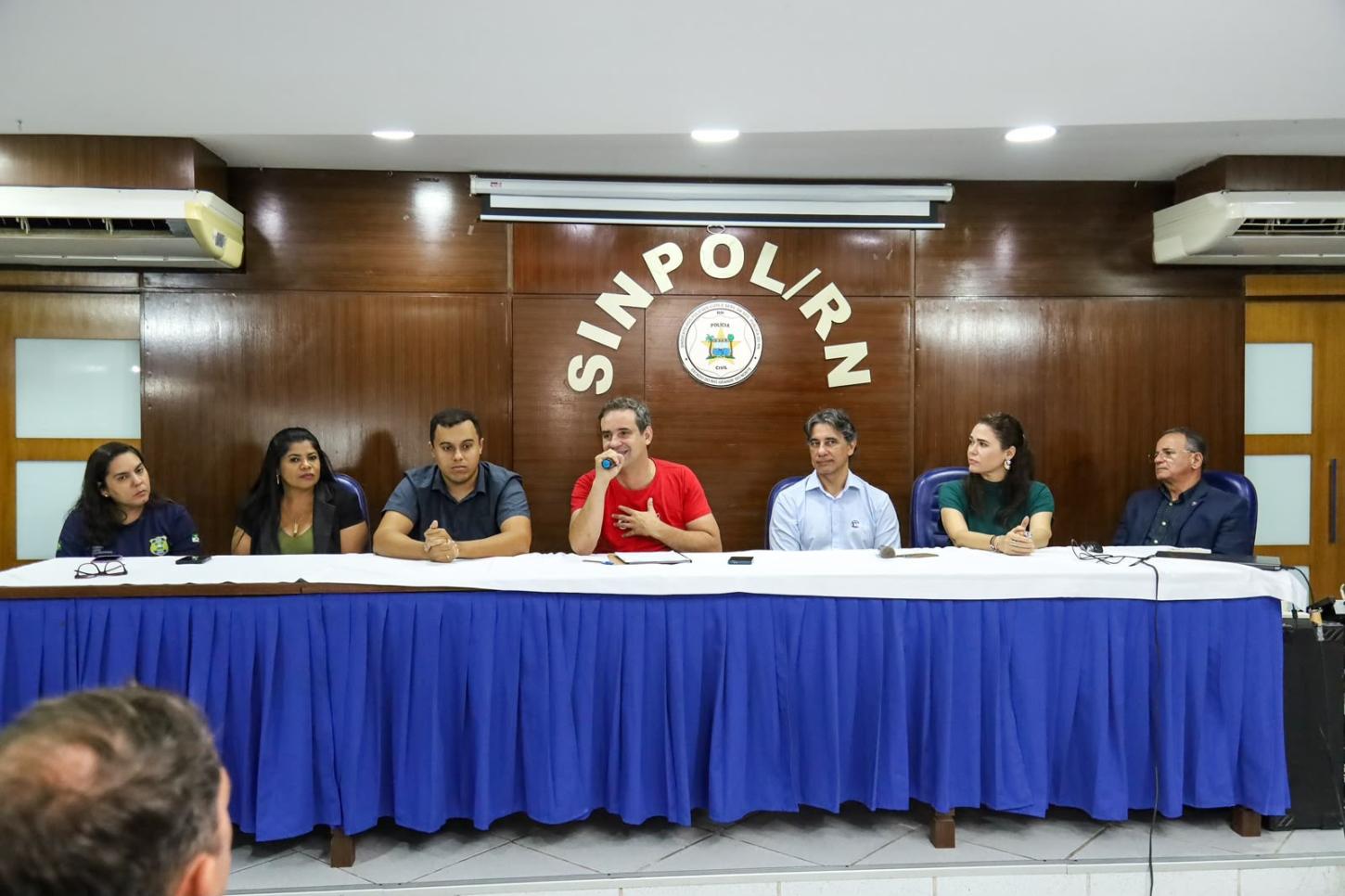 Cadu de Lula apresenta propostas para servidores e segurança pública no Sinpol-RN
