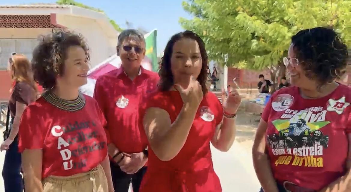 Larissa, candidata a vice-governadora na chapa de Cadu de Lula, votou em Mossoró