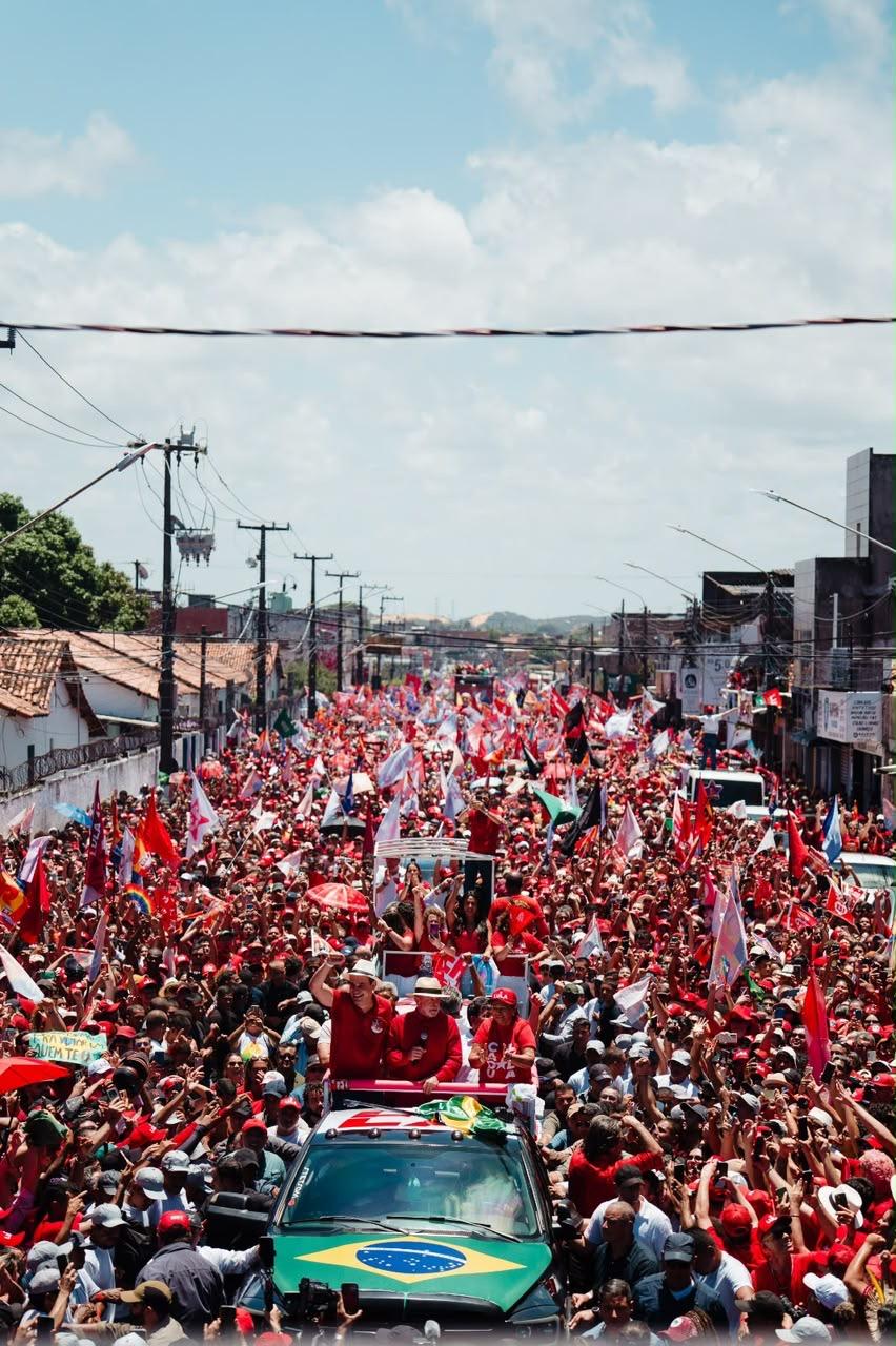 Samanda classifica ato de Lula com mais de 100 mil pessoas em Natal como o maior da história do RN