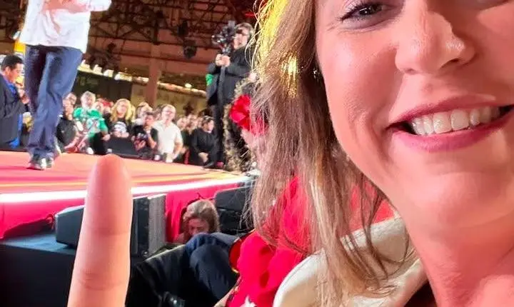 Ao lado de Lula, Samanda participa da convenção que oficializa  candidatura à reeleição do presidente