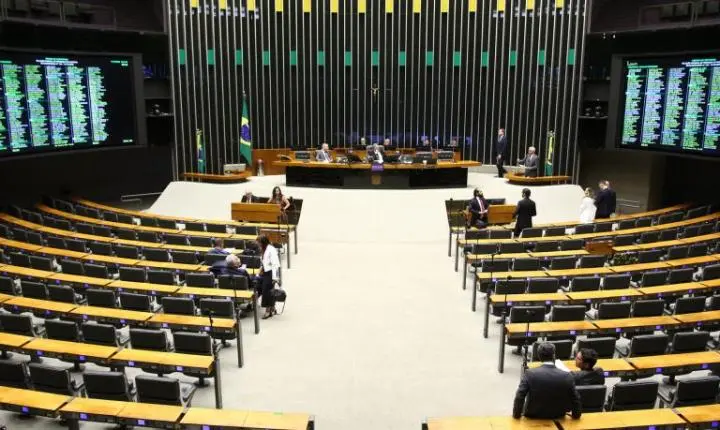 Câmara inicia votações de hoje com análise de projeto sobre microempreendedor individual; acompanhe