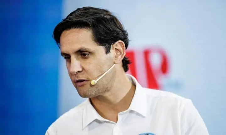 Debate da 98 FM: Rafael Motta destaca experiência, ações no Congresso e pede comparação de currículos