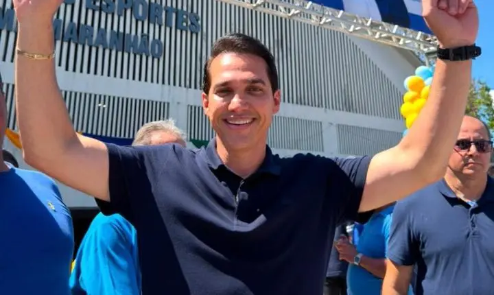 Kleber Rodrigues inicia campanha com adesivaço em cidades do RN