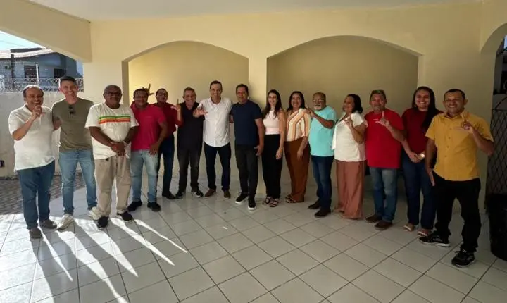 Prefeito Antônio Freire, vereadores e lideranças de Senador Georgino Avelino declaram apoio a Cadu de Lula no segundo turno