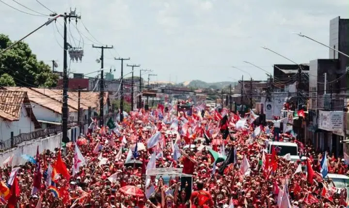 Samanda classifica ato de Lula com mais de 100 mil pessoas em Natal como o maior da história do RN