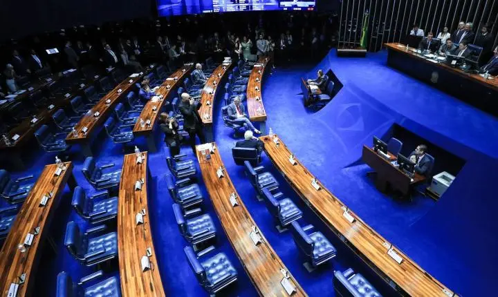 Votos para o Senado exigem atenção redobrada do eleitor